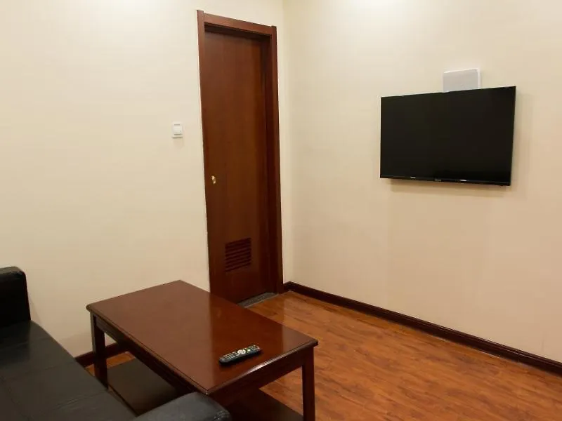 Greentree Inn Henan Xinxiang Laodong S) Street Zangying Bridge Business Hotel