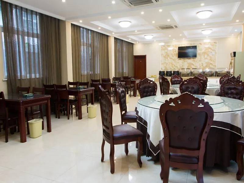 Greentree Inn Henan Xinxiang Laodong S) Street Zangying Bridge Business Hotel